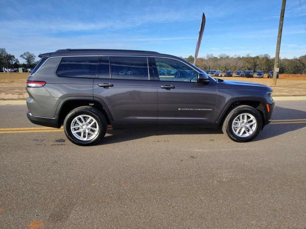 2025 Jeep Grand Cherokee L GRAND CHEROKEE L LAREDO X 4X4