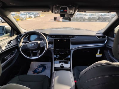 2025 Jeep Grand Cherokee L GRAND CHEROKEE L LAREDO X 4X4