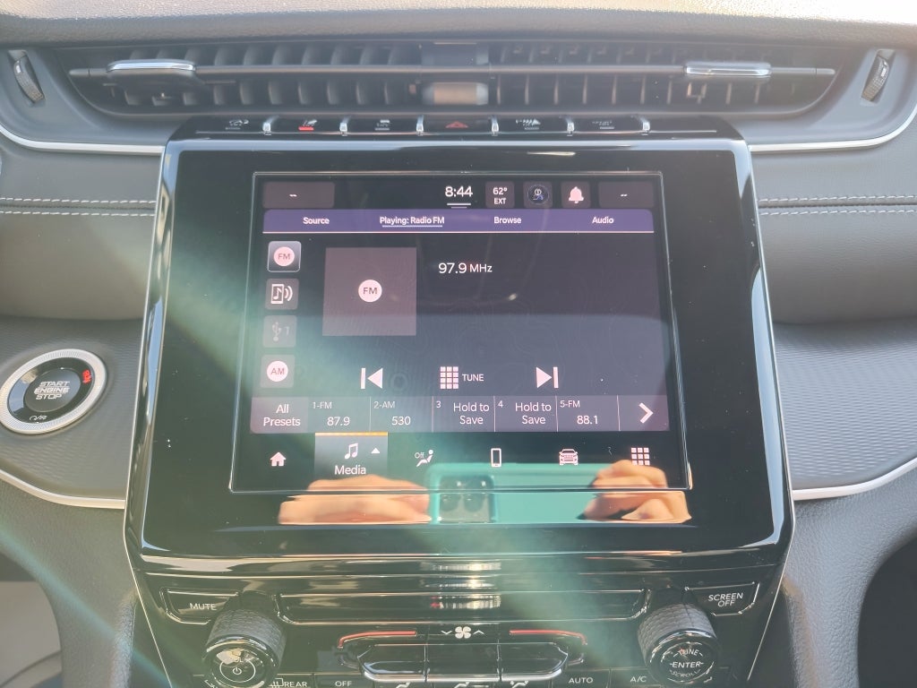 2025 Jeep Grand Cherokee L GRAND CHEROKEE L LAREDO X 4X4