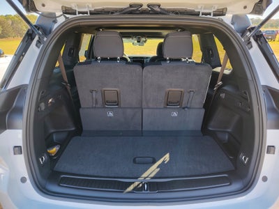 2025 Jeep Grand Cherokee L GRAND CHEROKEE L LAREDO X 4X4