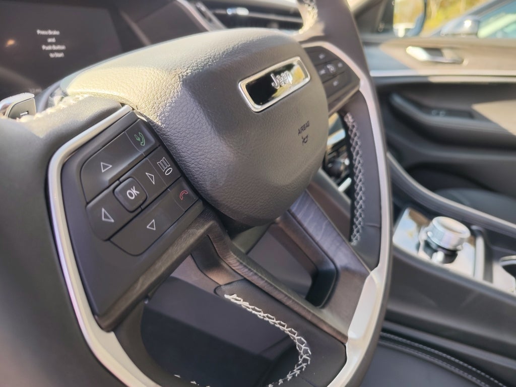 2025 Jeep Grand Cherokee L GRAND CHEROKEE L LIMITED 4X4