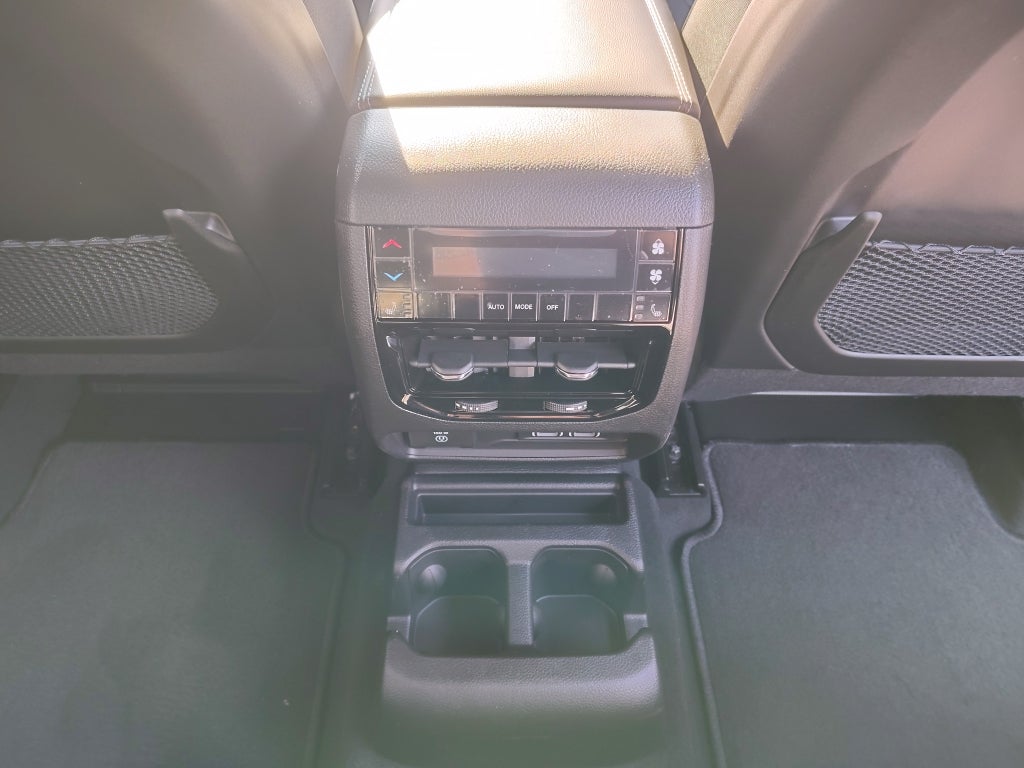 2025 Jeep Grand Cherokee L GRAND CHEROKEE L LIMITED 4X4