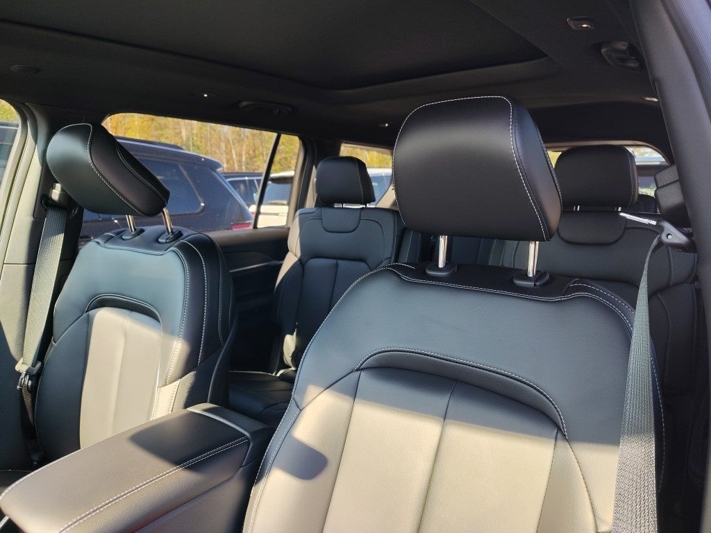 2025 Jeep Grand Cherokee L GRAND CHEROKEE L LIMITED 4X4