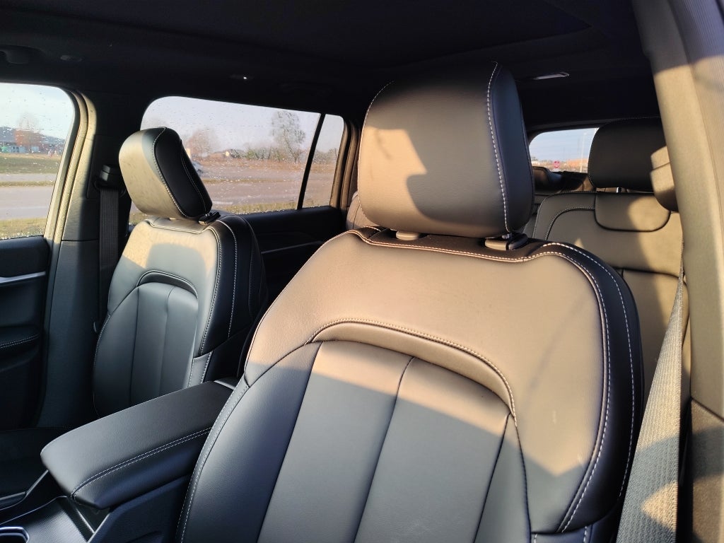 2025 Jeep Grand Cherokee L GRAND CHEROKEE L LIMITED 4X4