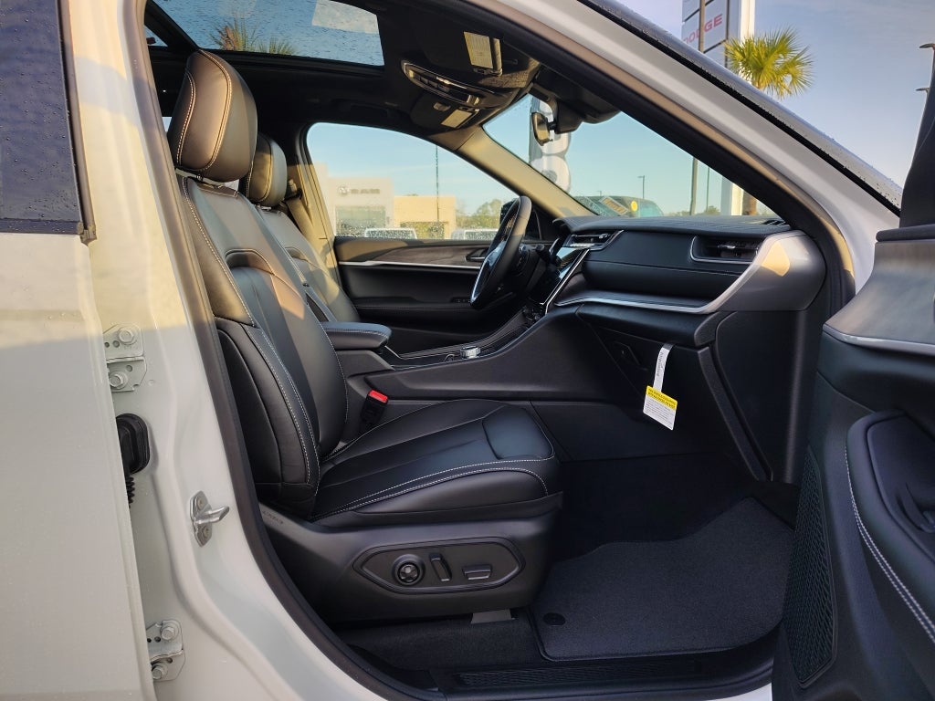 2025 Jeep Grand Cherokee L GRAND CHEROKEE L LIMITED 4X4