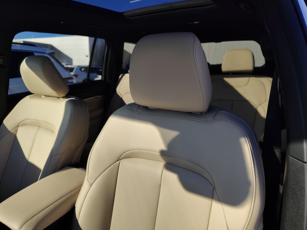 2025 Jeep Grand Cherokee L GRAND CHEROKEE L LIMITED 4X4