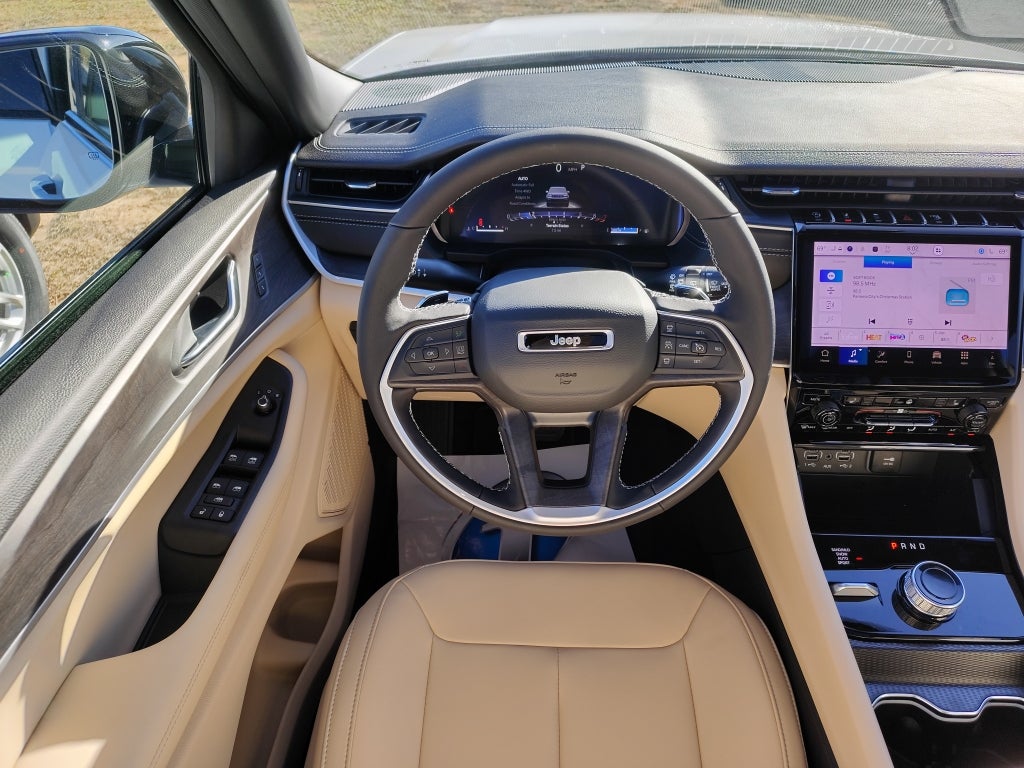 2025 Jeep Grand Cherokee L GRAND CHEROKEE L LIMITED 4X4