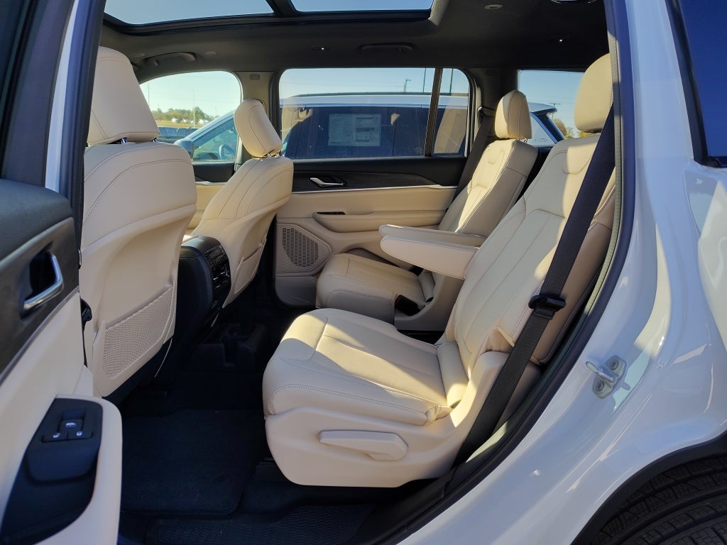 2025 Jeep Grand Cherokee L GRAND CHEROKEE L LIMITED 4X4