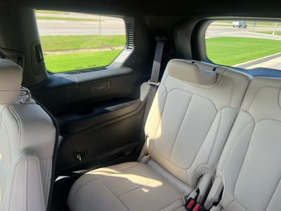 2027 Jeep Grand Cherokee L GRAND CHEROKEE L LIMITED 4X4