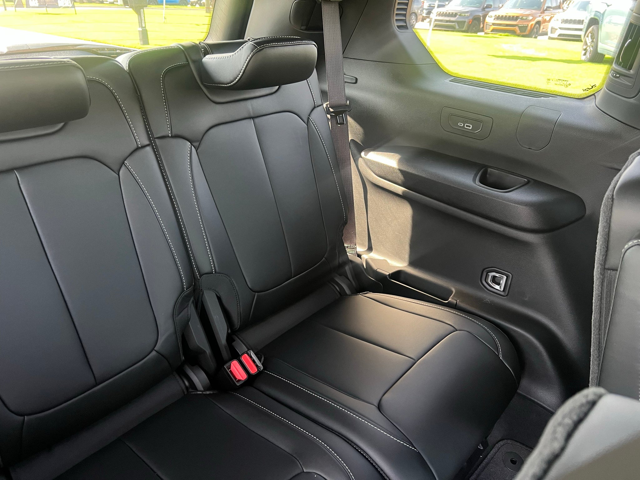 2027 Jeep Grand Cherokee L Limited