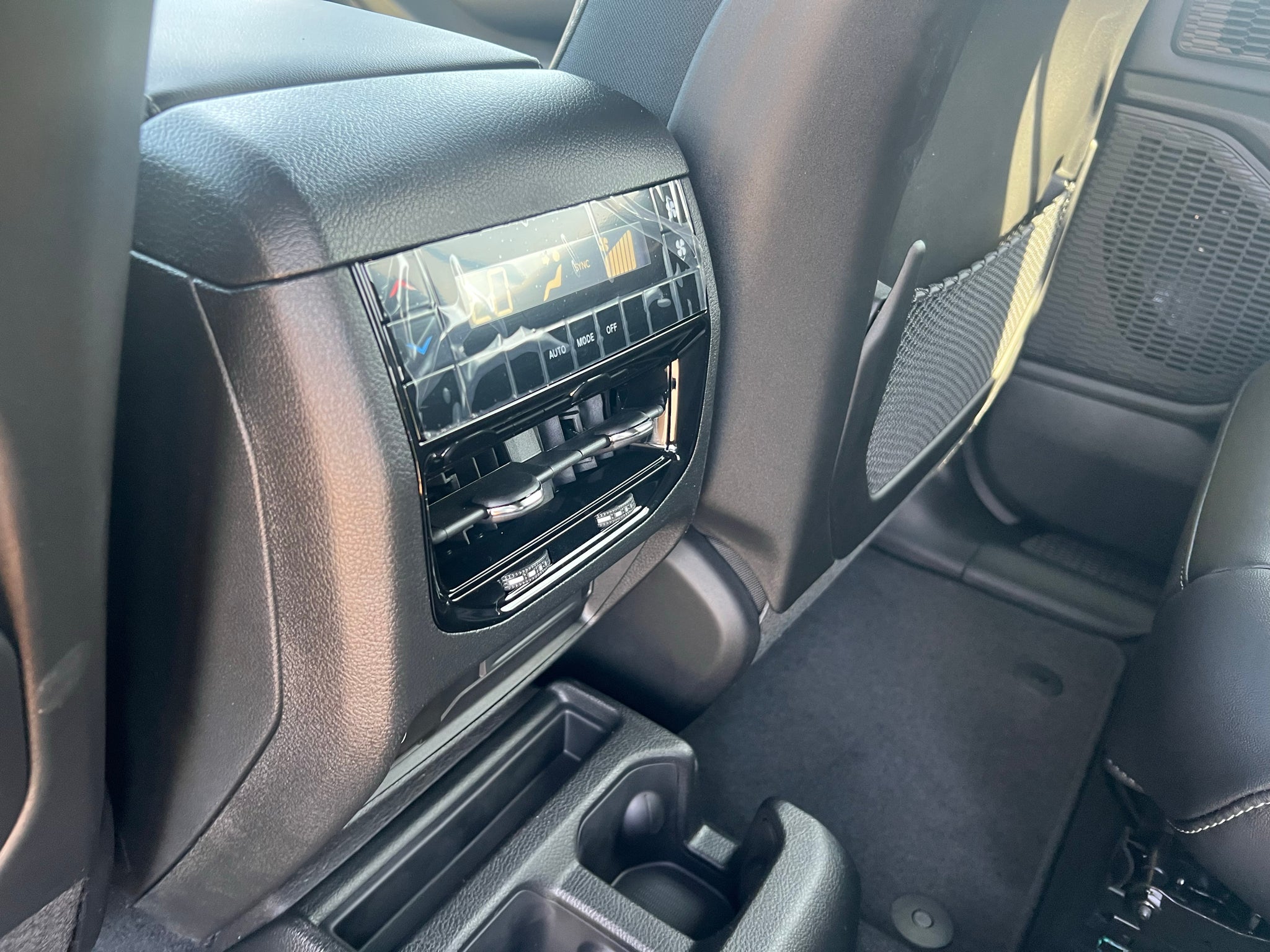 2027 Jeep Grand Cherokee L GRAND CHEROKEE L LIMITED 4X4
