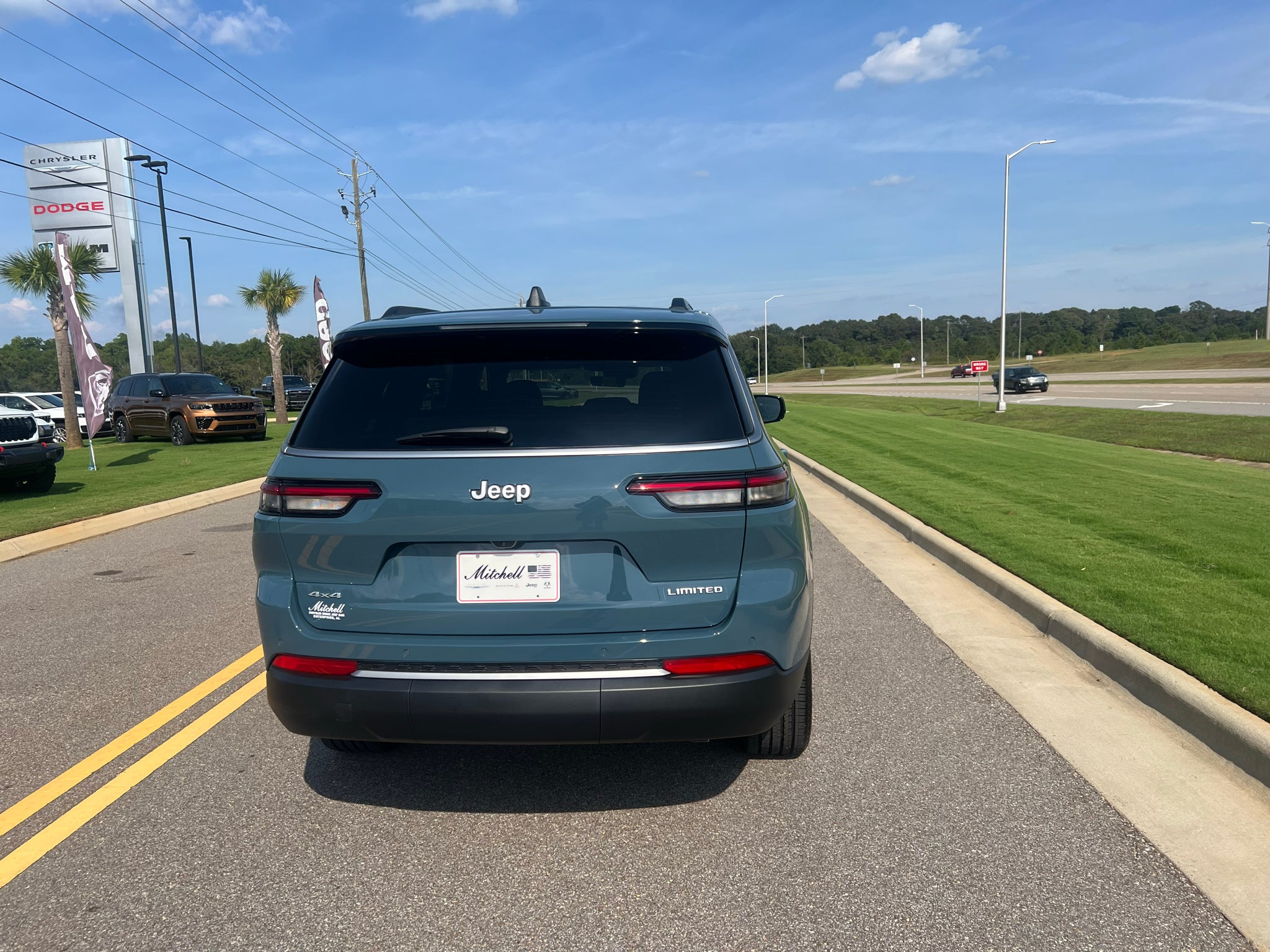 2027 Jeep Grand Cherokee L Limited