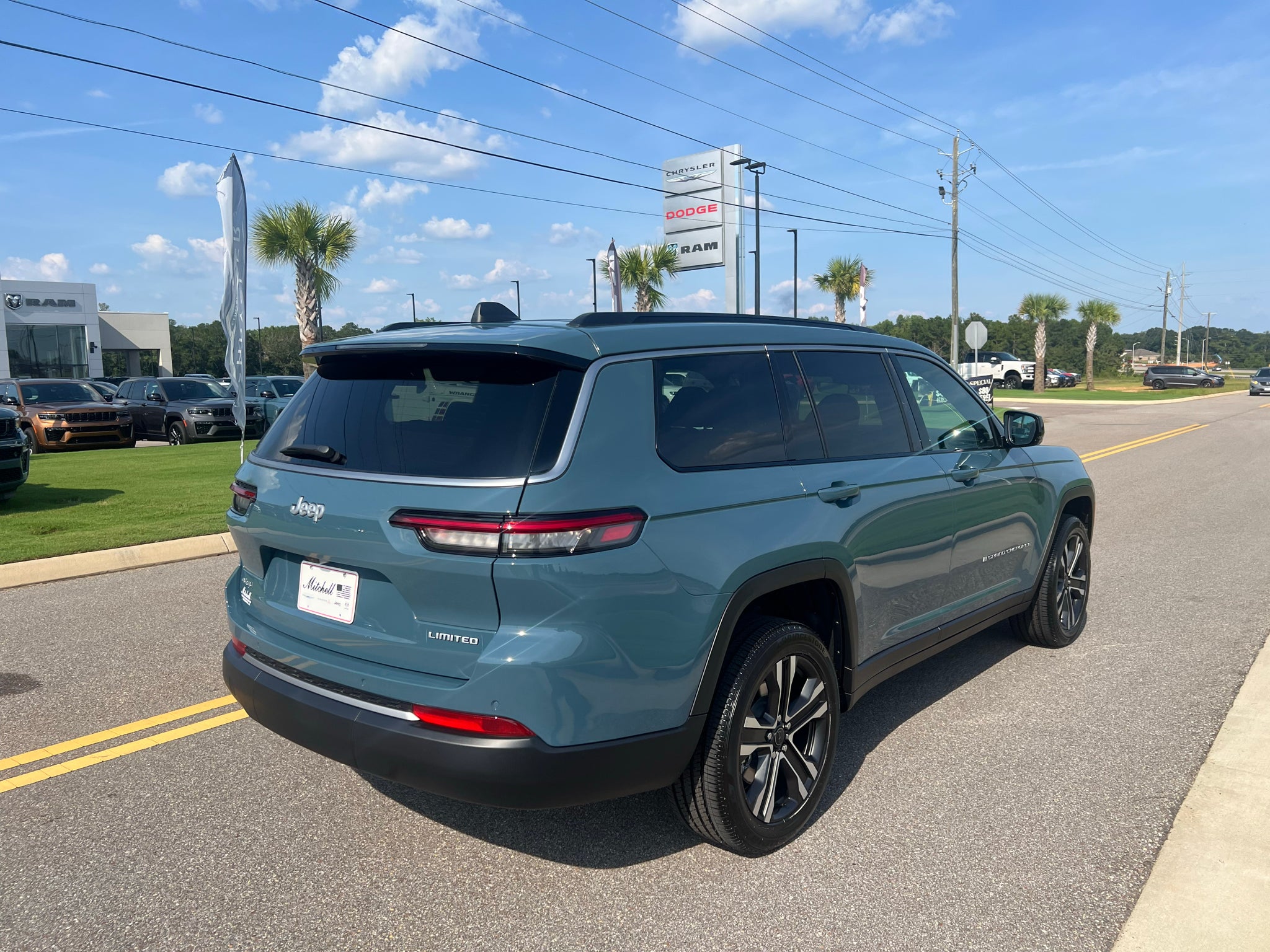 2027 Jeep Grand Cherokee L Limited
