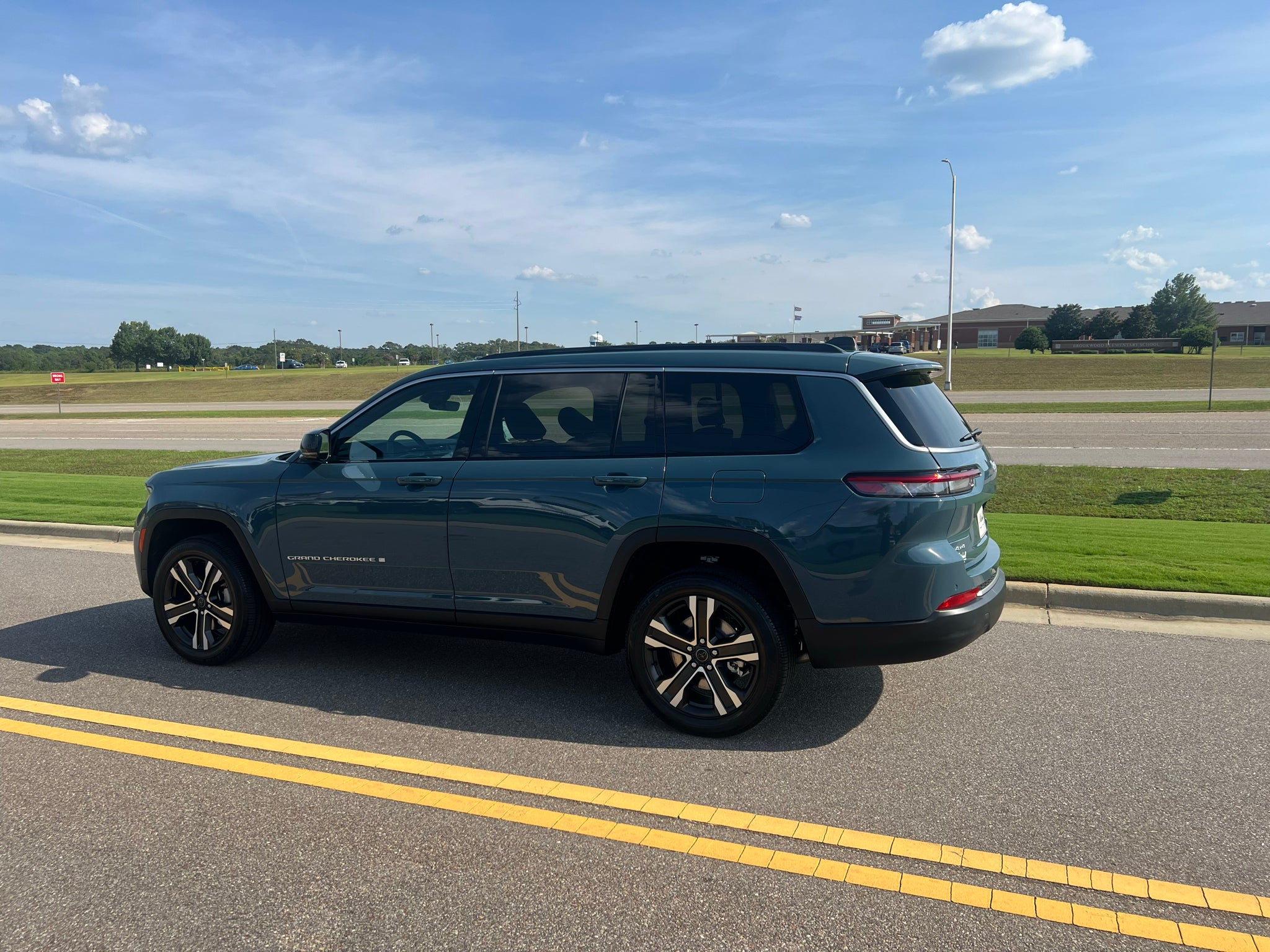 2027 Jeep Grand Cherokee L Limited