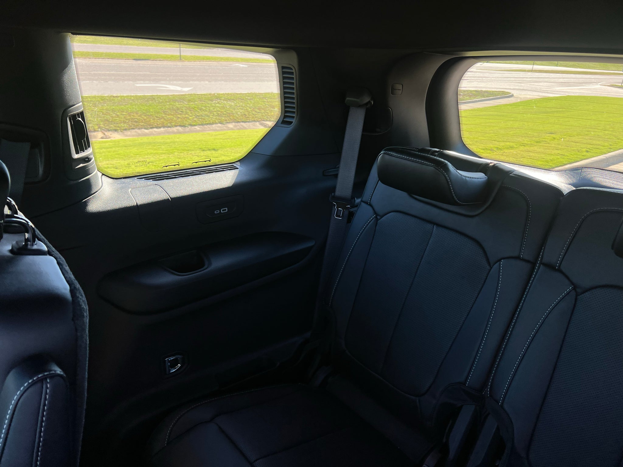 2027 Jeep Grand Cherokee L GRAND CHEROKEE L LIMITED RESERVE 4X4