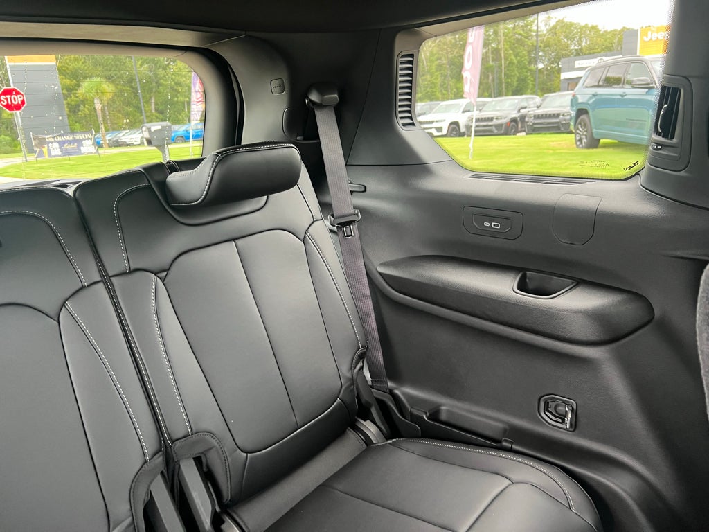 2027 Jeep Grand Cherokee L Limited