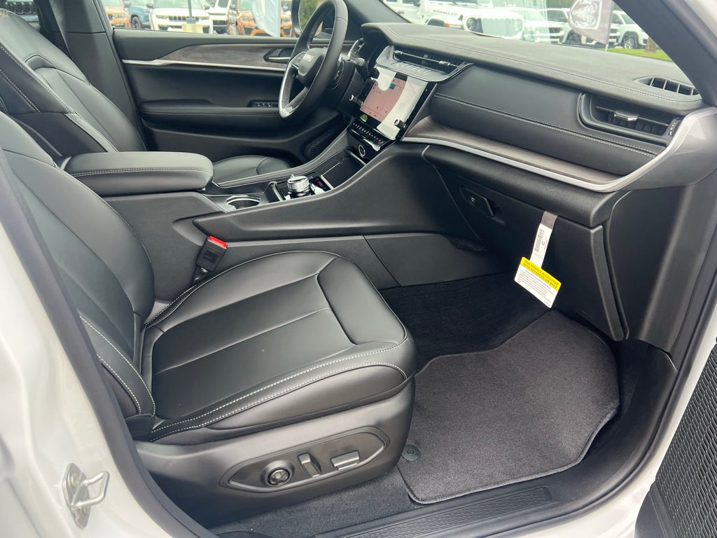 2027 Jeep Grand Cherokee L Limited