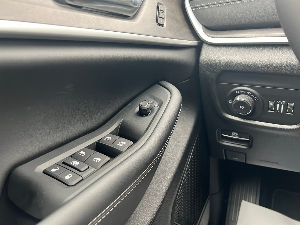 2027 Jeep Grand Cherokee L Limited