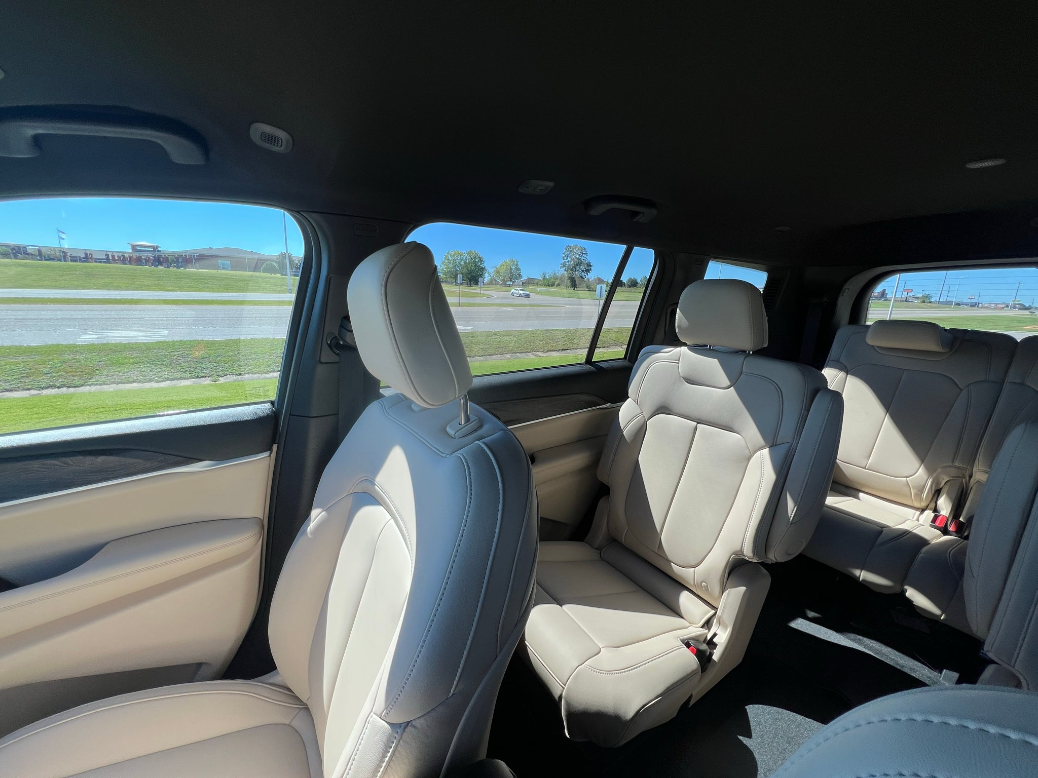 2027 Jeep Grand Cherokee L GRAND CHEROKEE L LIMITED 4X4