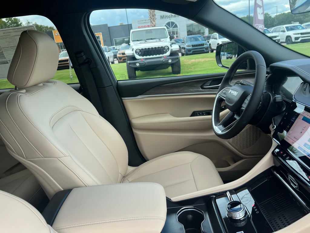2027 Jeep Grand Cherokee L Limited