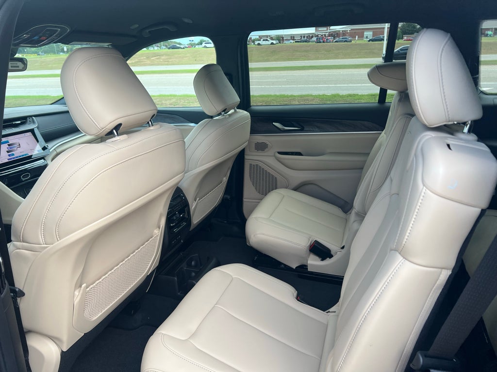 2027 Jeep Grand Cherokee L Limited