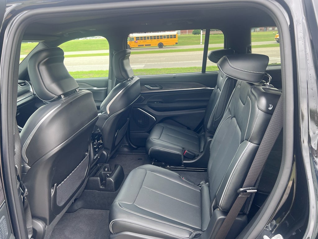 2025 Jeep Grand Cherokee L Overland 4x4