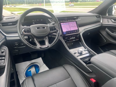 2025 Jeep Grand Cherokee L Overland 4x4