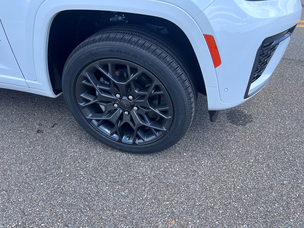 2026 Jeep Grand Cherokee L GRAND CHEROKEE L SUMMIT 4X4