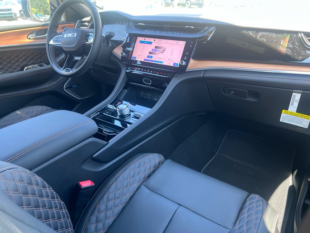 2026 Jeep Grand Cherokee L GRAND CHEROKEE L SUMMIT 4X4