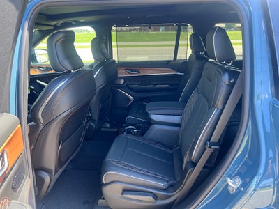 2026 Jeep Grand Cherokee L GRAND CHEROKEE L SUMMIT 4X4