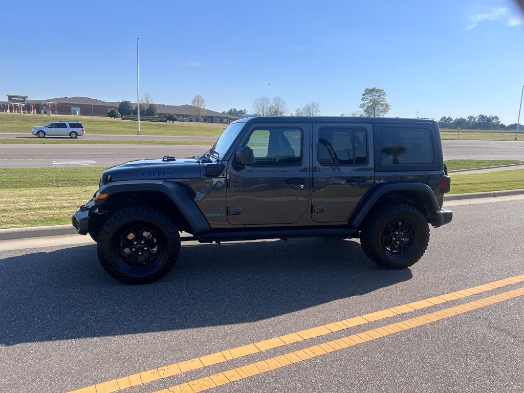 2025 Jeep Wrangler 4xe Willys 4xe