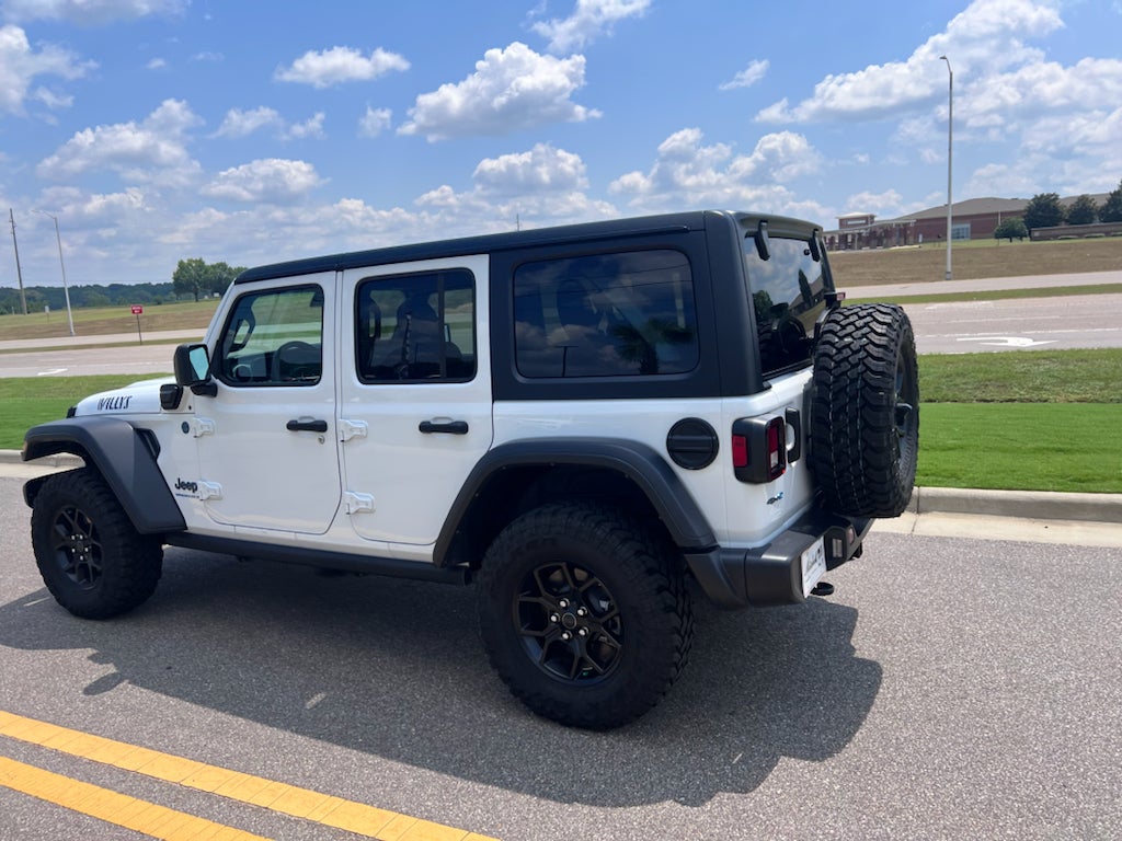 2025 Jeep Wrangler 4xe Willys