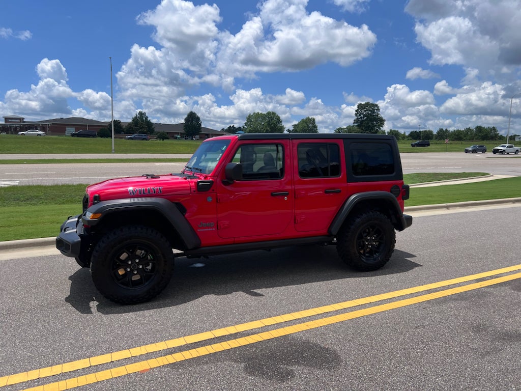 2025 Jeep Wrangler 4xe Willys