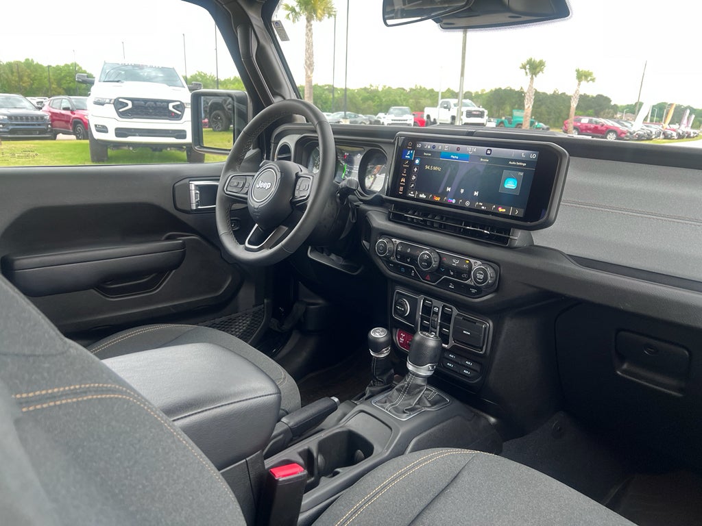 2025 Jeep Wrangler 4xe Willys