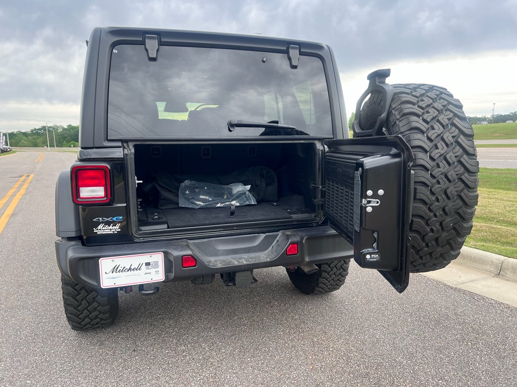 2025 Jeep Wrangler 4xe Willys