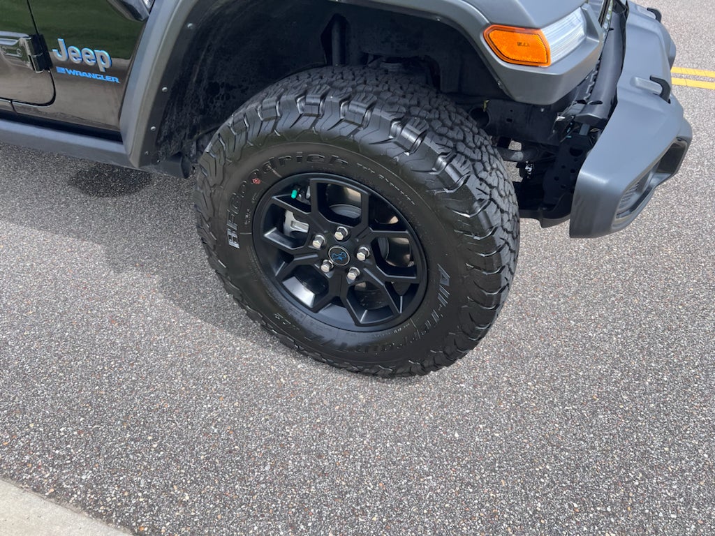 2025 Jeep Wrangler 4xe Willys 4xe