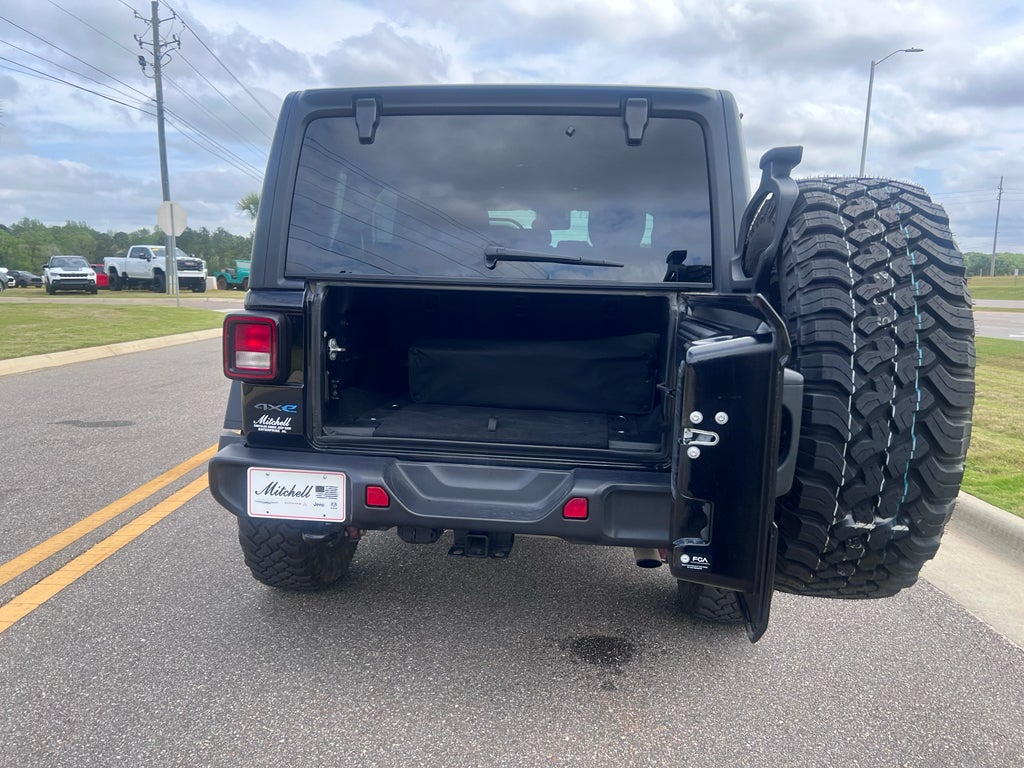 2025 Jeep Wrangler 4xe Willys