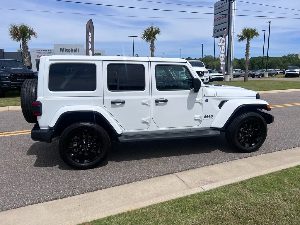 2025 Jeep Wrangler 4xe Sahara