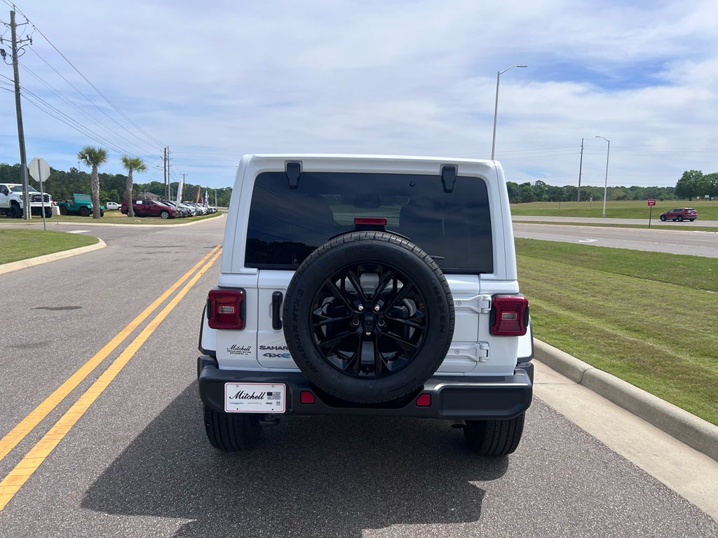 2025 Jeep Wrangler 4xe Sahara