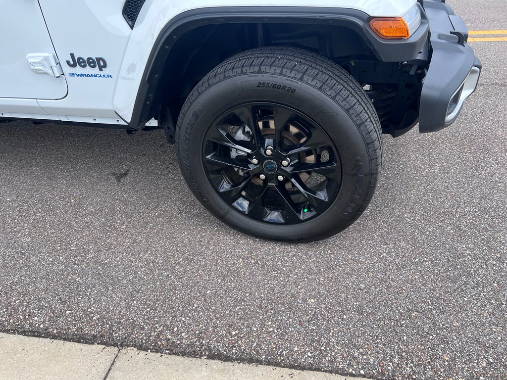 2025 Jeep Wrangler 4xe Sahara 4xe