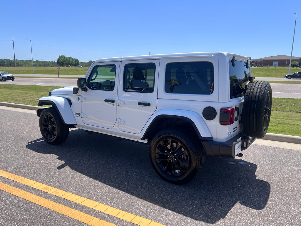 2025 Jeep Wrangler 4xe Sahara 4xe
