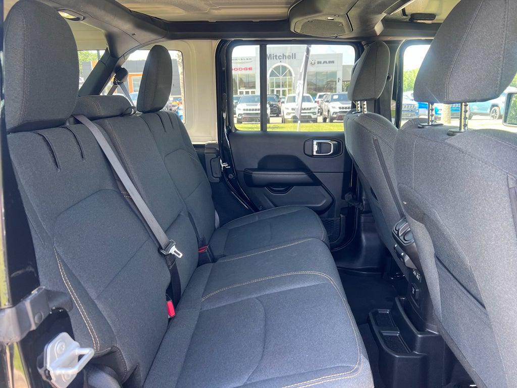 2025 Jeep Wrangler 4xe Sahara 4xe