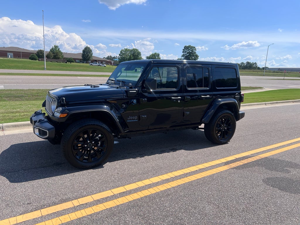2025 Jeep Wrangler 4xe Sahara 4xe