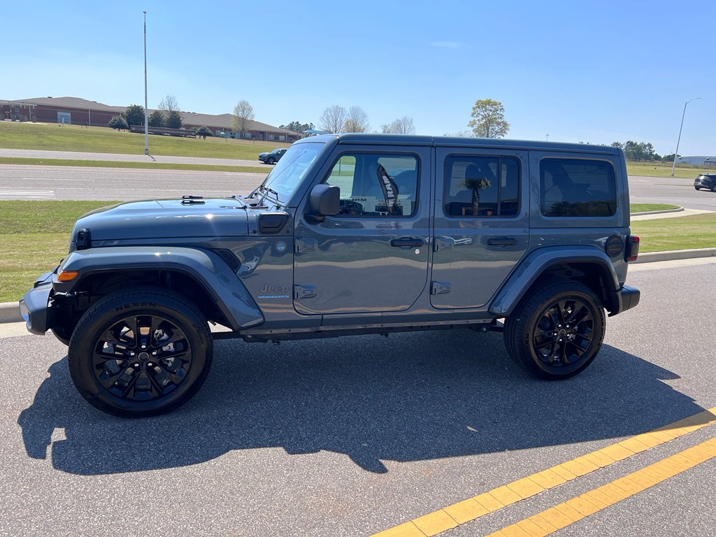2025 Jeep Wrangler 4xe Sahara 4xe