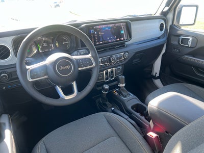 2025 Jeep Wrangler 4xe Sahara