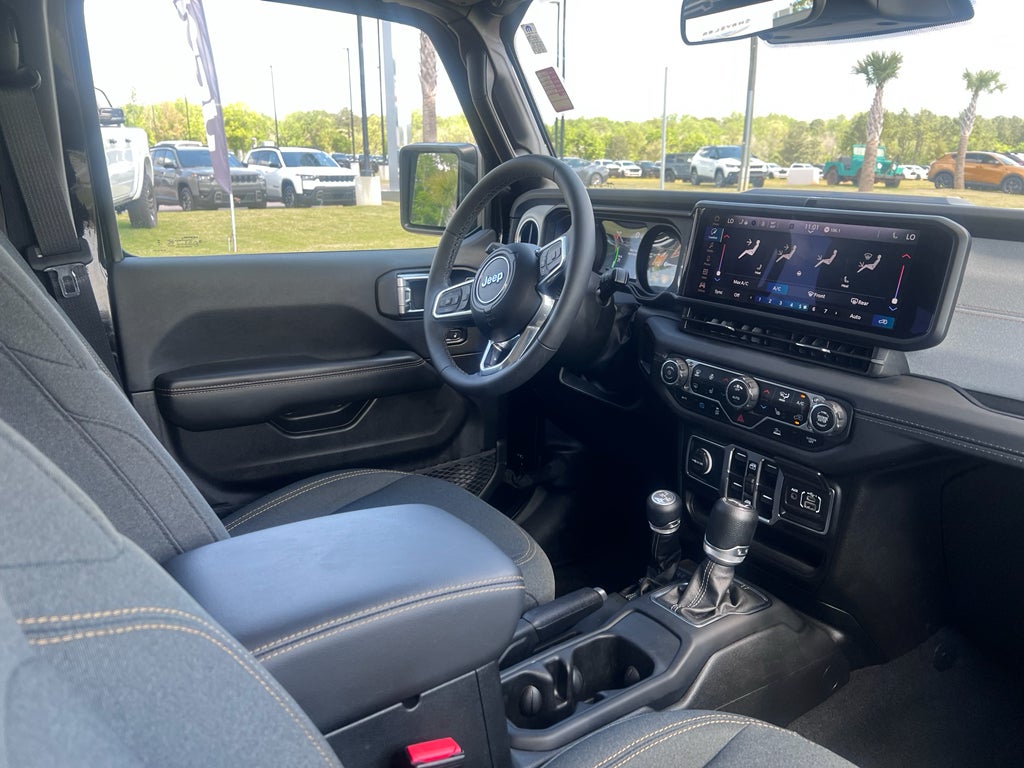 2025 Jeep Wrangler 4xe Sahara