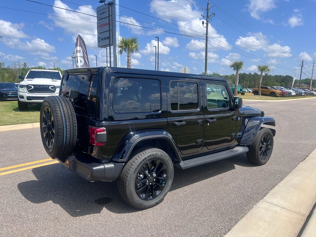2025 Jeep Wrangler 4xe Sahara