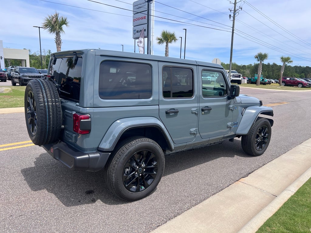 2025 Jeep Wrangler 4xe Sahara