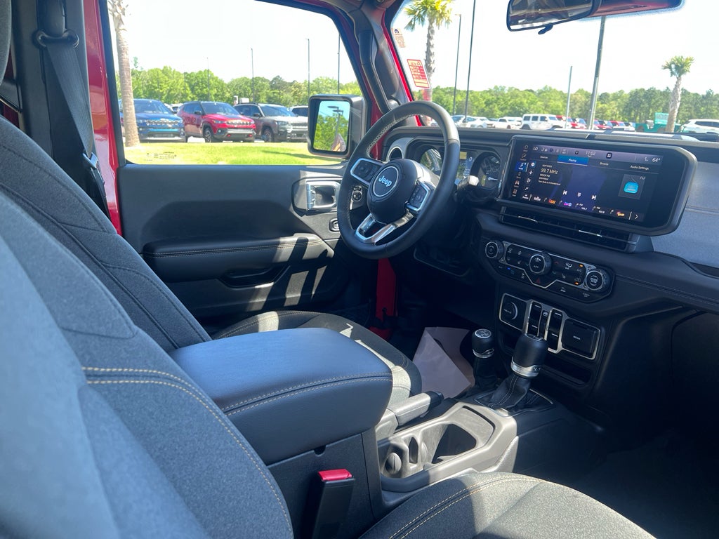 2025 Jeep Wrangler 4xe Sahara