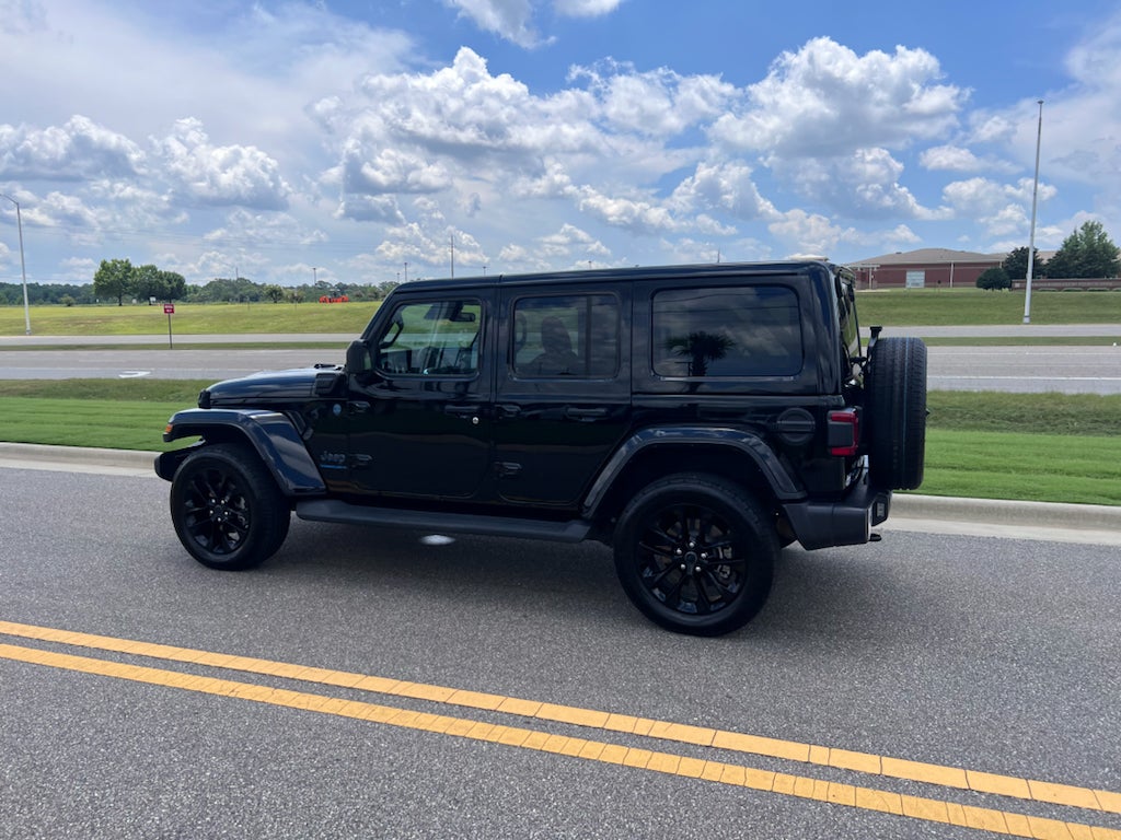 2025 Jeep Wrangler 4xe Sahara 4xe